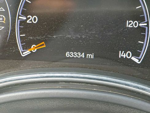 Used 2018 Jeep Grand Cherokee Limited image 22