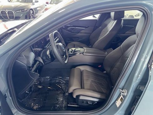 Used 2026 BMW 530i RWD image 19