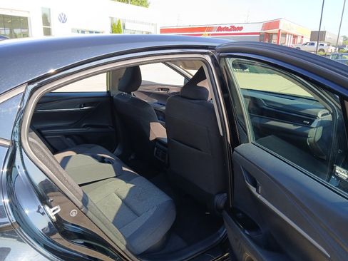Used 2025 Toyota Camry LE FWD image 21