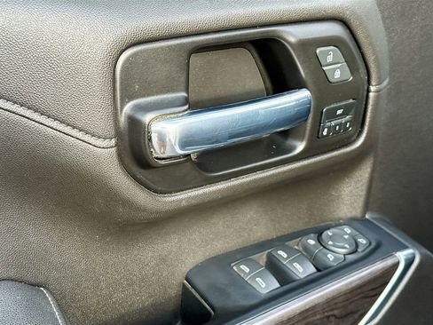 Used 2022 Chevrolet Silverado 1500 LTZ image 17
