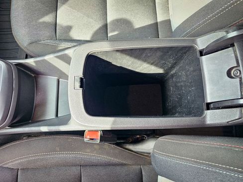 Certified 2024 Chevrolet Trax RS w/ Driver Confidence Package image 23