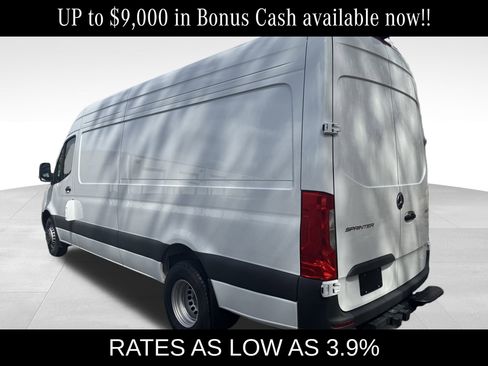 New 2025 Mercedes-Benz Sprinter 4500 image 25