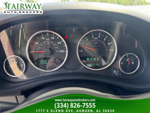 Used 2012 Jeep Wrangler Unlimited Sahara AWD/4WD image 20