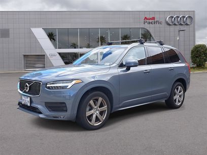 Used 2022 Volvo XC90 T5 Momentum