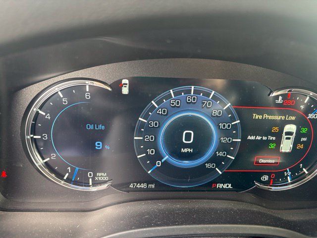 Used 2020 Cadillac Escalade ESV Luxury w/ LPO, Radiant Package AWD/4WD image 10