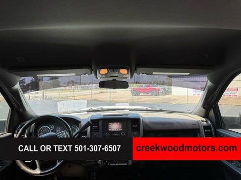 Used 2022 RAM 3500 Tradesman w/ Chrome Appearance Group AWD/4WD image 14