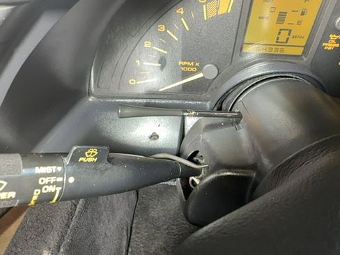 Used 1990 Chevrolet Corvette Coupe RWD image 33