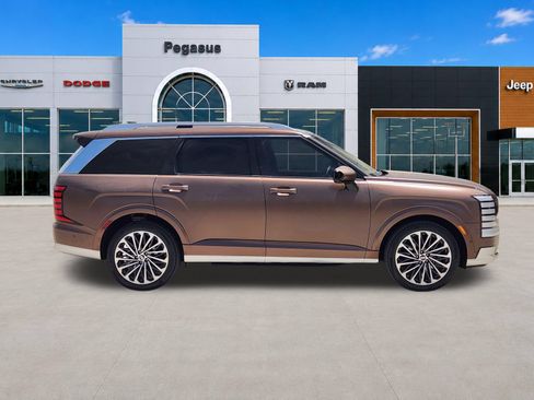 Used 2026 Hyundai Palisade Calligraphy AWD/4WD image 7