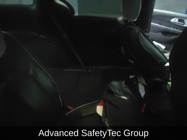 Used 2018 Chrysler Pacifica Limited w/ Advanced Safetytec Group FWD image 7