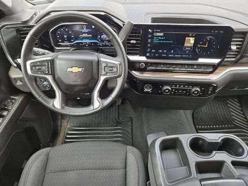 Used 2023 Chevrolet Silverado 1500 LT AWD/4WD image 27
