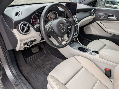 Used 2019 Mercedes-Benz CLA 250 image 34