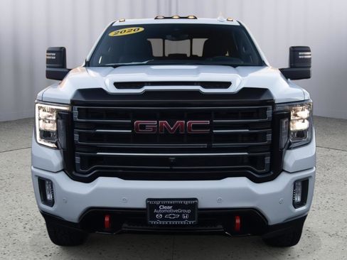 Used 2020 GMC Sierra 2500 AT4 w/ Technology Package image 16