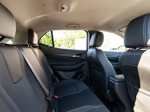 Used 2024 Buick Encore GX Preferred FWD image 17