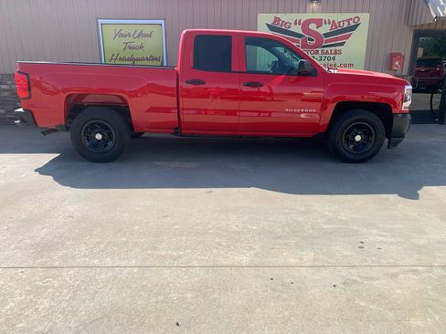 Used 2016 Chevrolet Silverado 1500 W/T w/ Trailering Package image 6