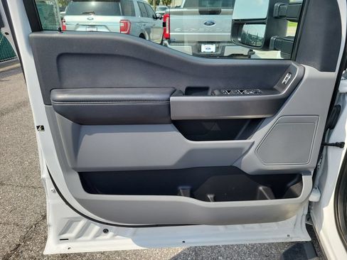 Used 2025 Ford F250 XLT AWD/4WD image 19
