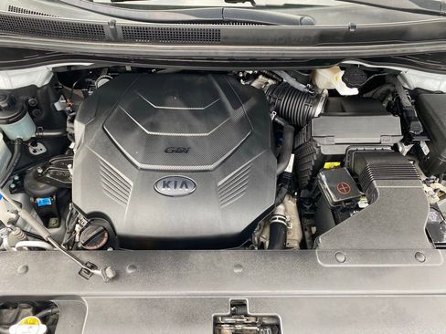 Used 2021 Kia Sedona LX image 33