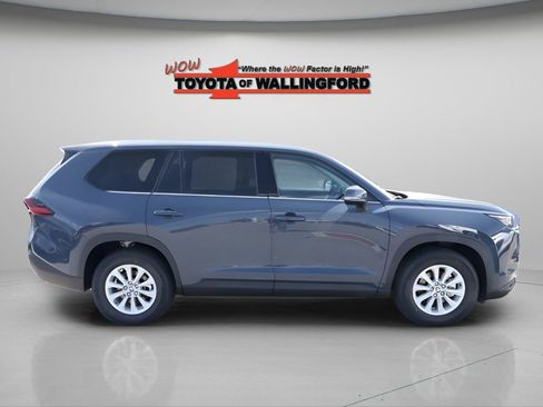 New 2026 Toyota Grand Highlander AWD image 4