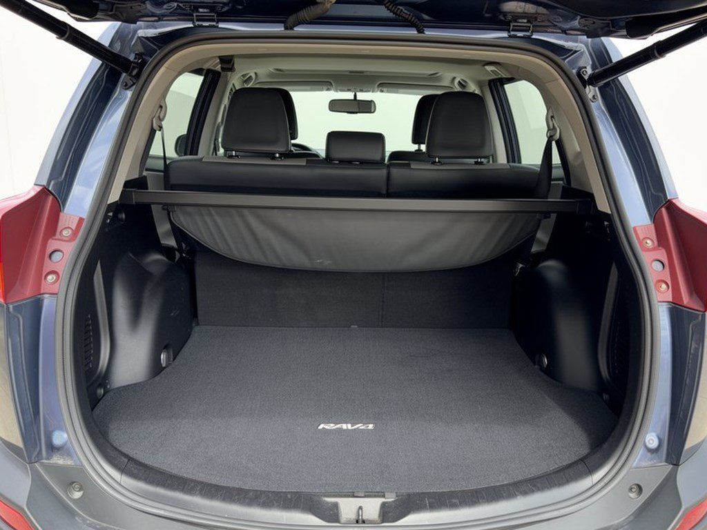 Used 2014 Toyota RAV4 Limited AWD/4WD image 28