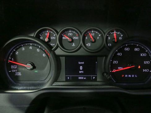 Used 2025 Chevrolet Silverado 1500 W/T image 25