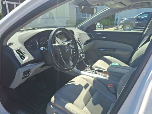 Used 2016 Acura TLX V6 w/ Advance Package FWD image 2