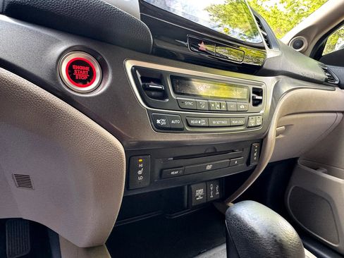 Used 2017 Honda Pilot EX-L image 22