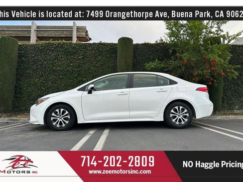 Used 2022 Toyota Corolla LE image 11