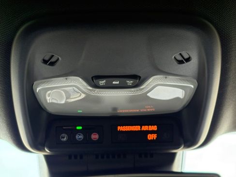 Used 2026 Chevrolet Colorado Trail Boss AWD/4WD image 28