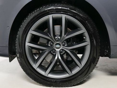 Used 2023 Land Rover Range Rover Sport SE Dynamic image 9