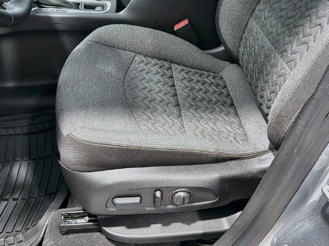 Used 2023 Chevrolet Equinox LT AWD/4WD image 17