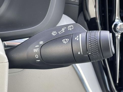 New 2026 Volvo XC60 T8 Ultra w/ Protection Package Premier image 13