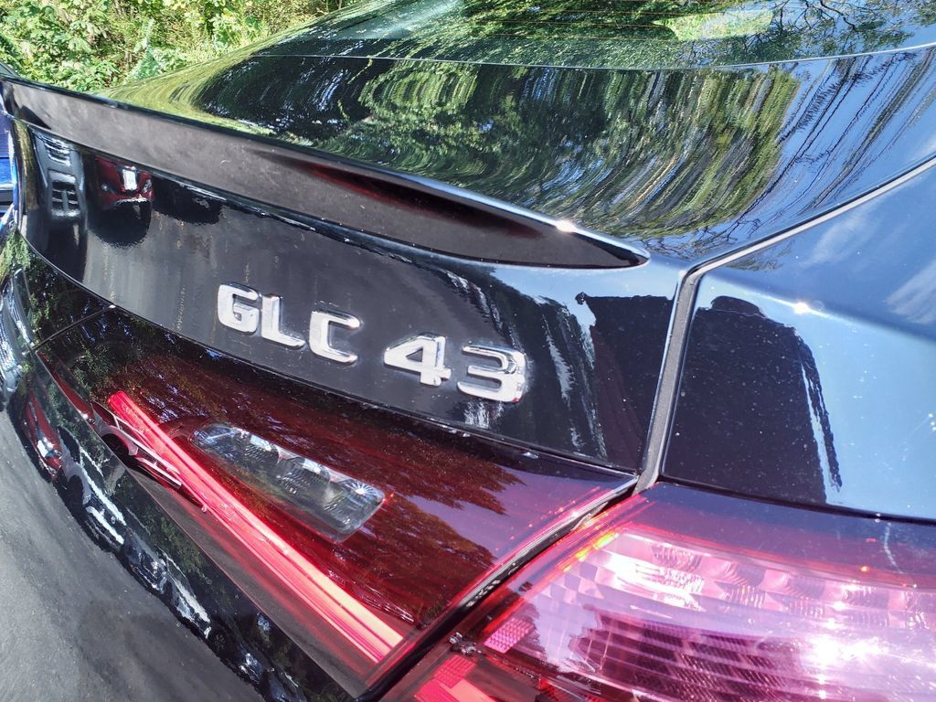 Certified 2025 Mercedes-Benz GLC 43 AMG 4MATIC Coupe image 15