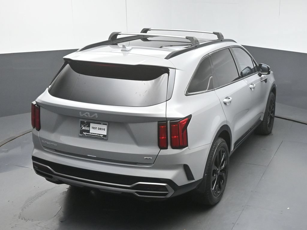 Used 2023 Kia Sorento SX AWD/4WD image 47