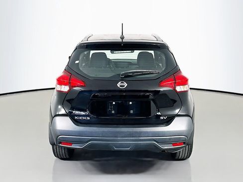 Used 2019 Nissan Kicks SV FWD image 6