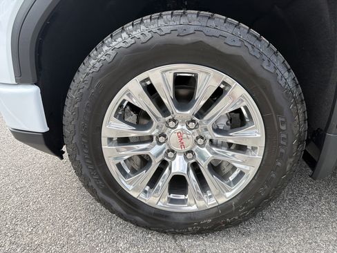 New 2026 GMC Sierra 1500 Denali w/ Technology Package AWD/4WD image 12