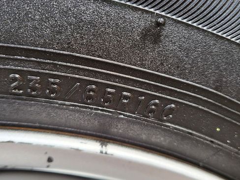 Used 2024 Ford Transit 250 148 High Roof Extended image 15