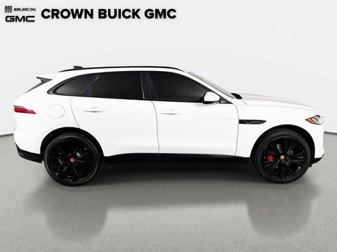 Used 2023 Jaguar F-PACE S image 5