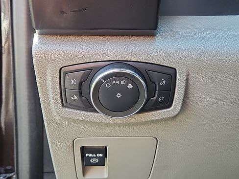 Used 2020 Ford F150 XL w/ Equipment Group 101A Mid AWD/4WD image 9