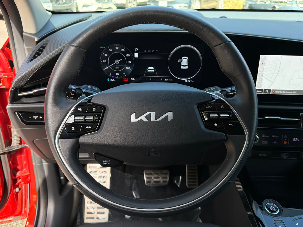 Used 2023 Kia Niro Wave w/ Wave Preserve Package FWD image 28