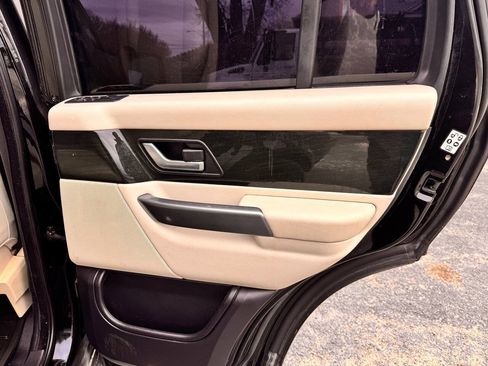 Used 2007 Land Rover Range Rover Sport Supercharged image 23