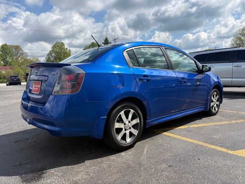 Used 2012 Nissan Sentra 2.0 SR w/ Special Edition Pkg FWD image 6