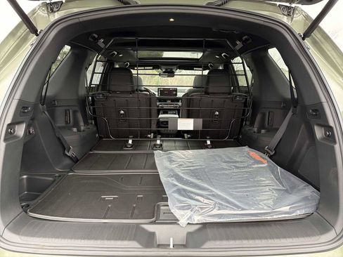 New 2026 Honda Pilot TrailSport image 32