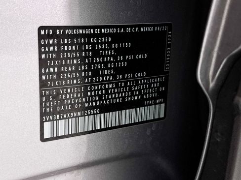 Used 2022 Volkswagen Tiguan SE FWD image 39