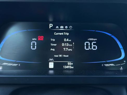 Certified 2025 Hyundai Elantra Sport image 23