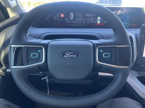 New 2025 Ford Expedition Max Active image 8