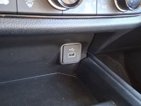 Used 2023 Honda HR-V LX image 26