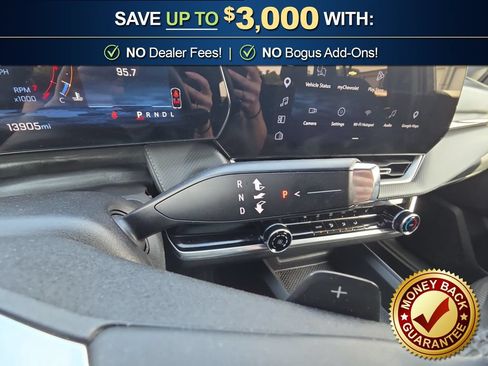 Used 2026 Chevrolet Equinox LT FWD image 29