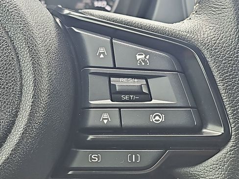 Certified 2025 Subaru Forester Premium AWD/4WD image 23