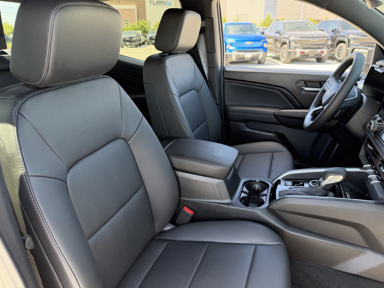 New 2026 Chevrolet Colorado LT w/ LT Convenience Package AWD/4WD image 23