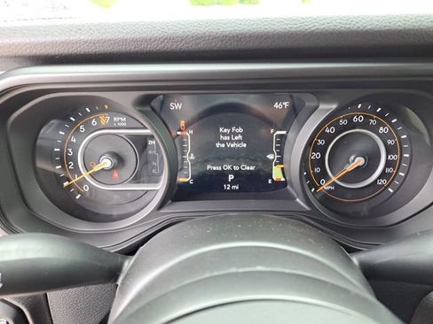 New 2026 Jeep Gladiator Sport AWD/4WD image 7