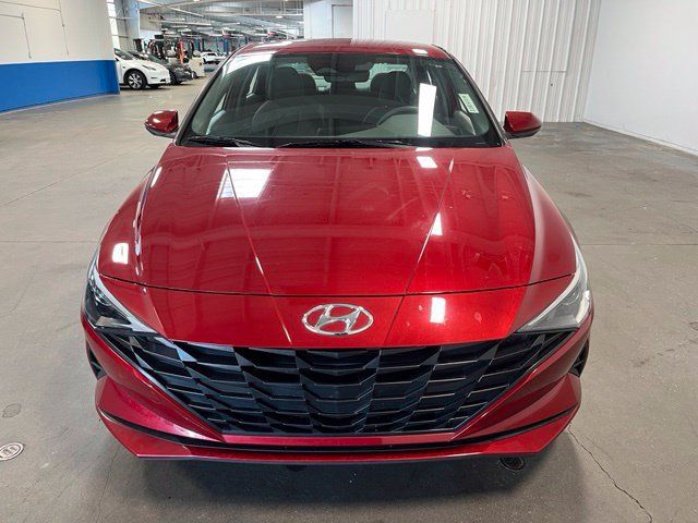 Used 2023 Hyundai Elantra SE FWD image 8
